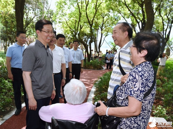 半岛·BOB官方网站 韩正骑共享单车体验滨江骑行环境(图)
