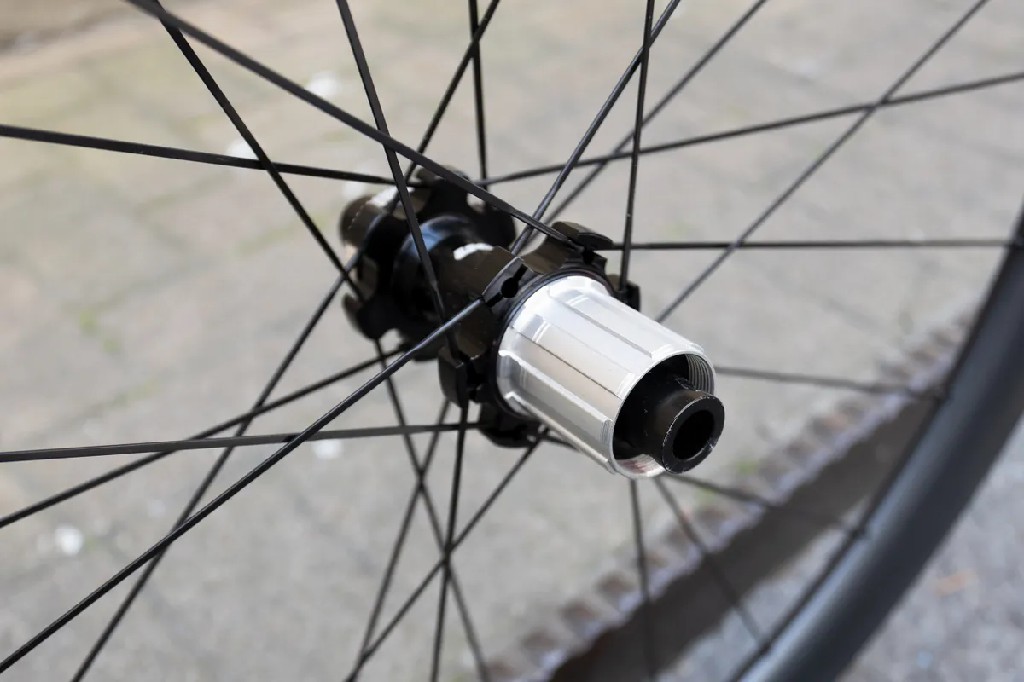 车架材质与结构_自行车部件名称详解_自行车车架结构