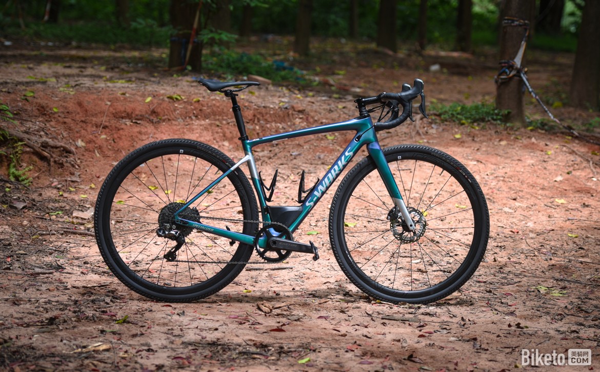 rockshox xc32_全地形公路车Gravel Bike S-Works Diverge涂装变色龙漆面工艺_全地形公路车Gravel Bike S-Works Diverge Future Shock减震器渐进式弹簧