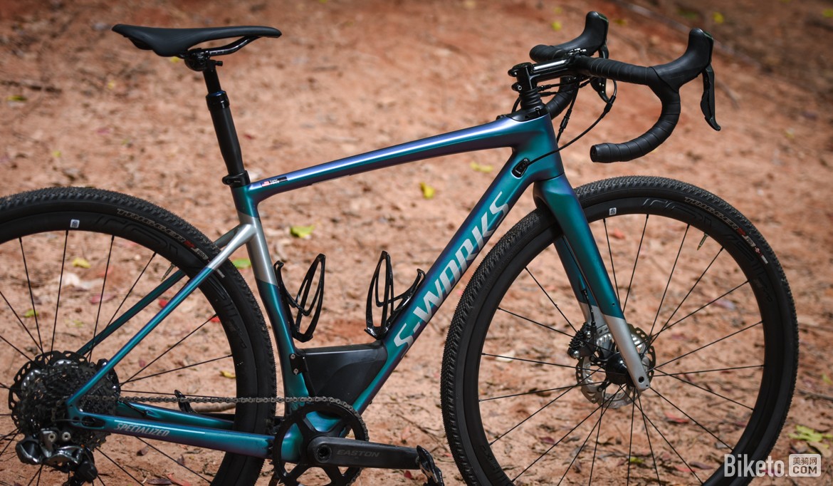 rockshox xc32_全地形公路车Gravel Bike S-Works Diverge涂装变色龙漆面工艺_全地形公路车Gravel Bike S-Works Diverge Future Shock减震器渐进式弹簧