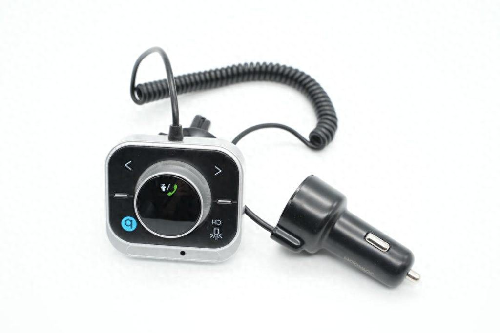 机乐堂带线款多端口车载蓝牙发射器_智能蓝牙gps定位车充_机乐堂车载蓝牙发射器拆解