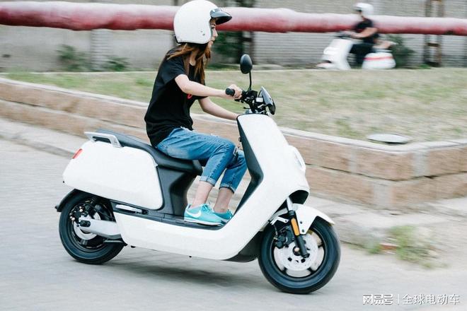 前后碟刹对比分析_电动车刹车碟刹鼓刹选择_鼓刹好还是碟刹好