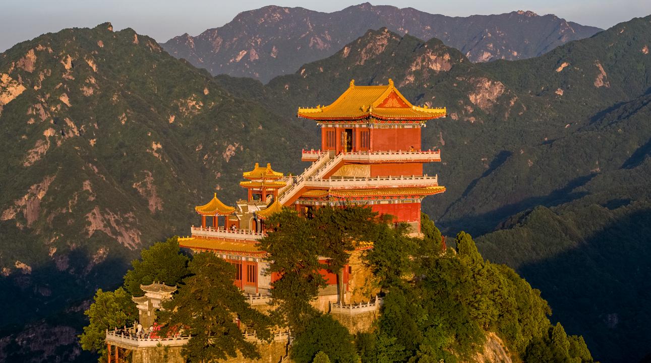 大疆无人机历史使用体验_无人机从精灵3到悟2的拍摄记录_mavic air 全景