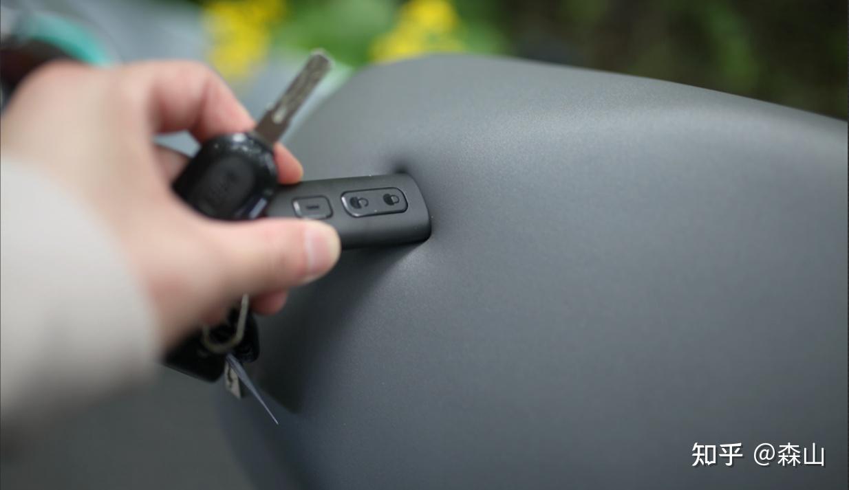 新日电动车图片大全赵丽颖_新日XC3电动车测评_新日XC3电池续航评测