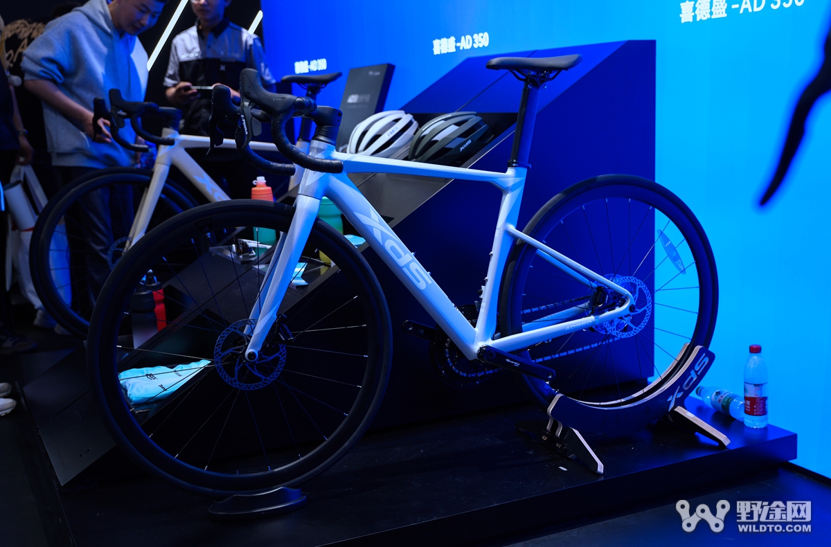 禧玛诺 CUES LINKGLIDE 技术展示_cannondale supersix_中国自行车展览会 2023 公路车 新品发布