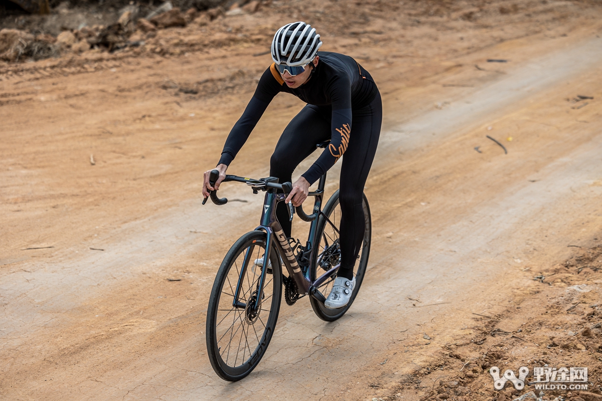 捷安特atx750 s_捷安特DEFY长途骑行自行车_捷安特TCR公路车