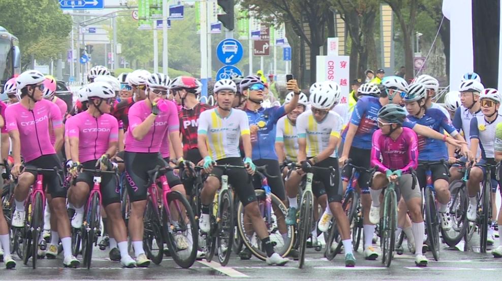崇明生态岛自行车赛_2025长三角公路自行车精英赛崇明赛道_上海公路自行车店