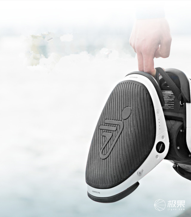 赛格威DriftW1电动平衡轮