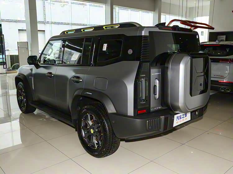 捷途JMK旅行者和平精英战神版配置_捷途JMK旅行者和平精英战神版价格_捷安特战神的价格