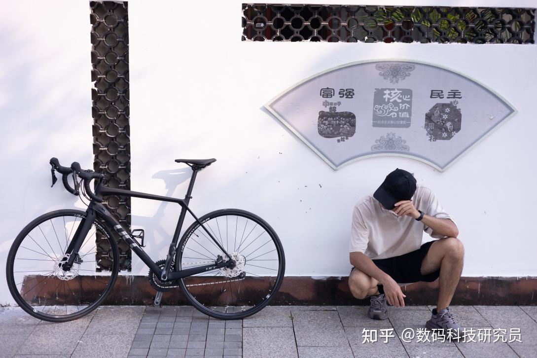 美利达r902怎么样_自行车入门选购指南_UCC冲击波捷安特美利达对比