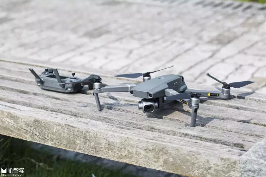 大疆御Mavic 2变焦版对比_mavic air适合新手_大疆御Mavic 2专业版评测