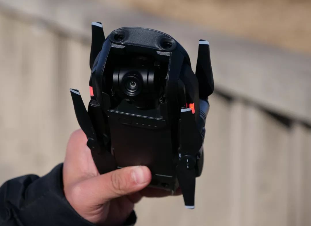 暗网下载 换个视角来记录旅行 大疆“御”Mavic Air上手试用