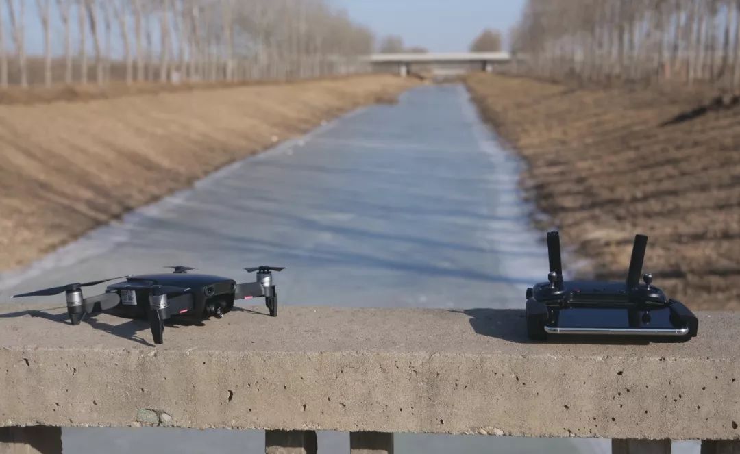 大疆Mavic Air避障功能_mavic air适合新手_大疆Mavic Air24mm广角镜头全景拍摄