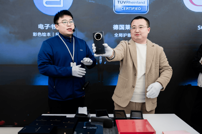 华为Mate 70系列发布_太原华为体验店_HUAWEI Mate X6折叠屏手机