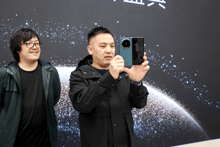 太原华为体验店_HUAWEI Mate X6折叠屏手机_华为Mate 70系列发布