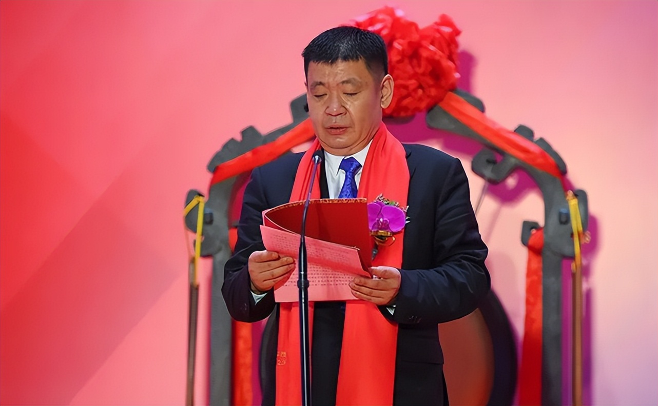 电动自行车行业市场分析_爱玛科技公司发展历程_爱玛自行车exo广告