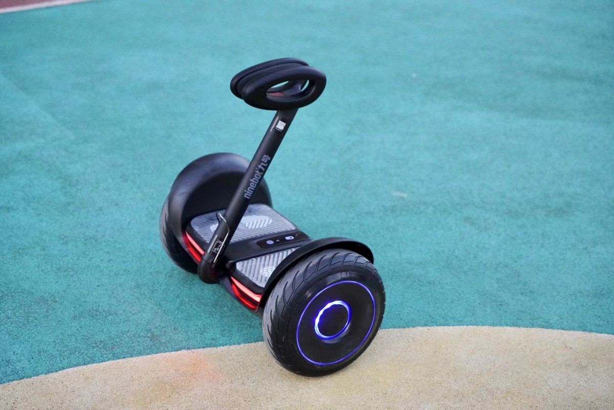 儿童平衡车推荐_九号平衡车L6_儿童智能代步平衡车