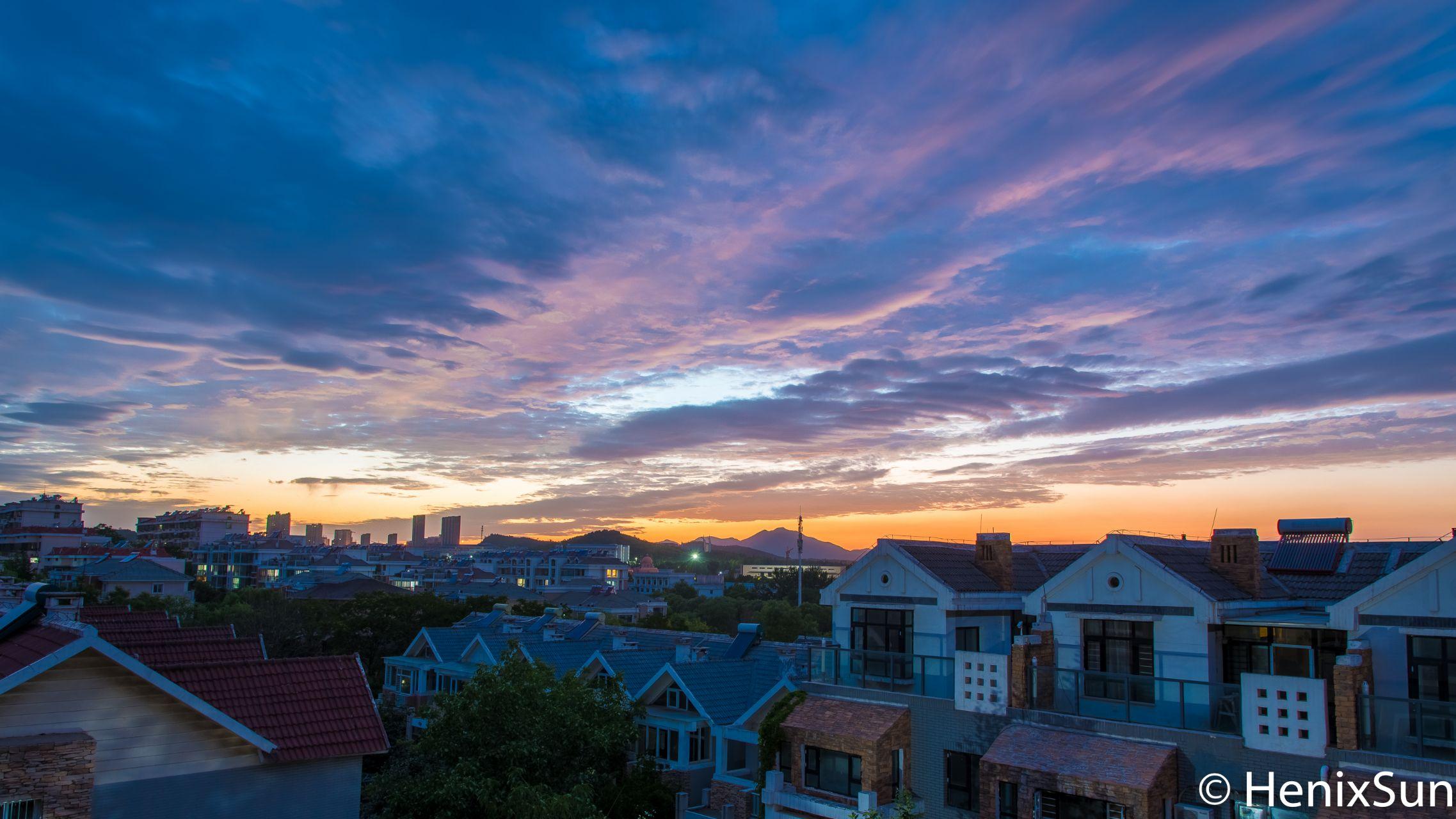 别墅院子维护与种植经验分享_别墅案例分析报告ppt_联排别墅与大平层优缺点对比