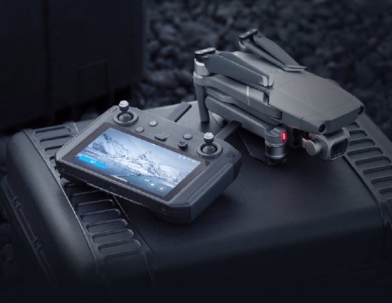 暗网下载 CES2019:大疆发布带屏遥控器，适配“御”Mavic 2