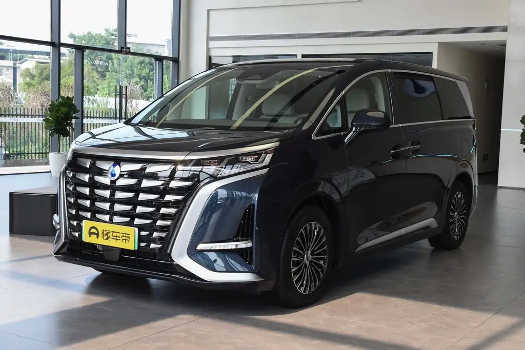 暗网下载 腾势D9 DM-i手机APP控制体验，数字钥匙和空调使用最多