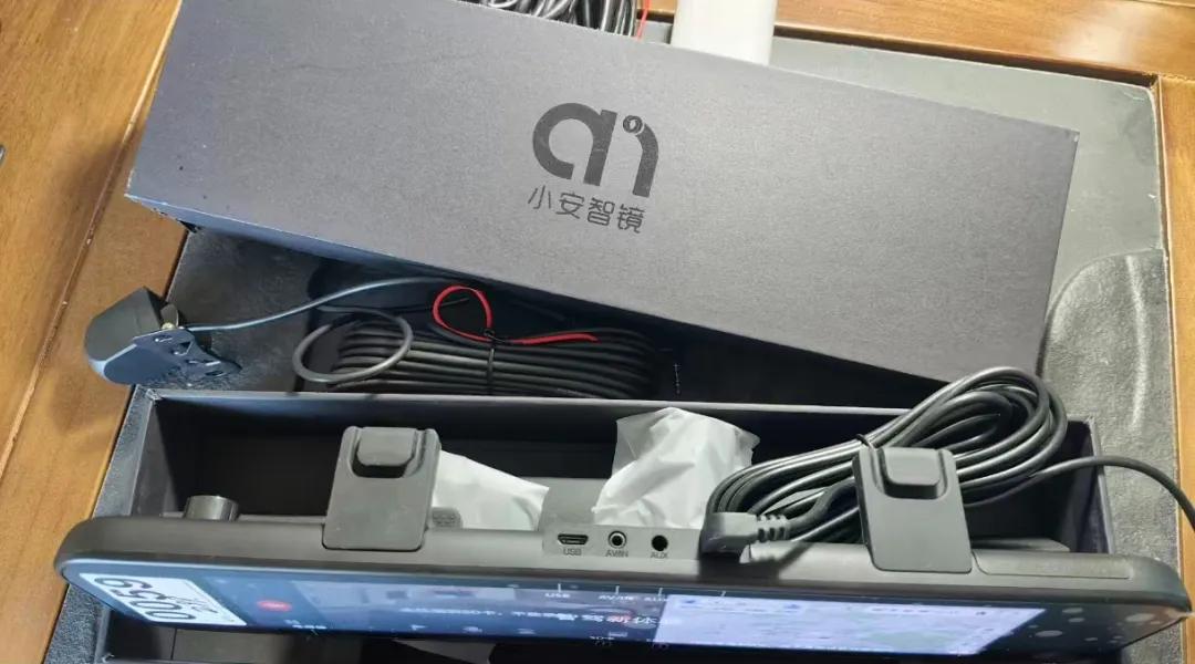 70迈M1刷机安卓APP_车小丫智能后视镜价格_小安智镜M1行车记录仪