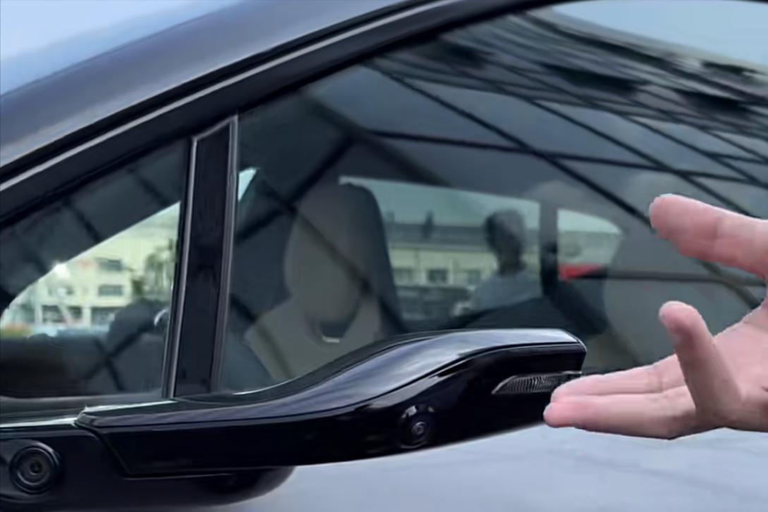 电子后视镜安装体验_电子后视镜与传统后视镜对比_车小丫智能后视镜价格